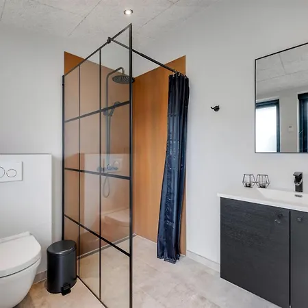 Vakantiehuis Nitis - 300m To The Fjord By Interhome
