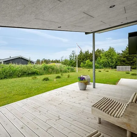 Vakantiehuis Nitis - 300m To The Fjord By Interhome *